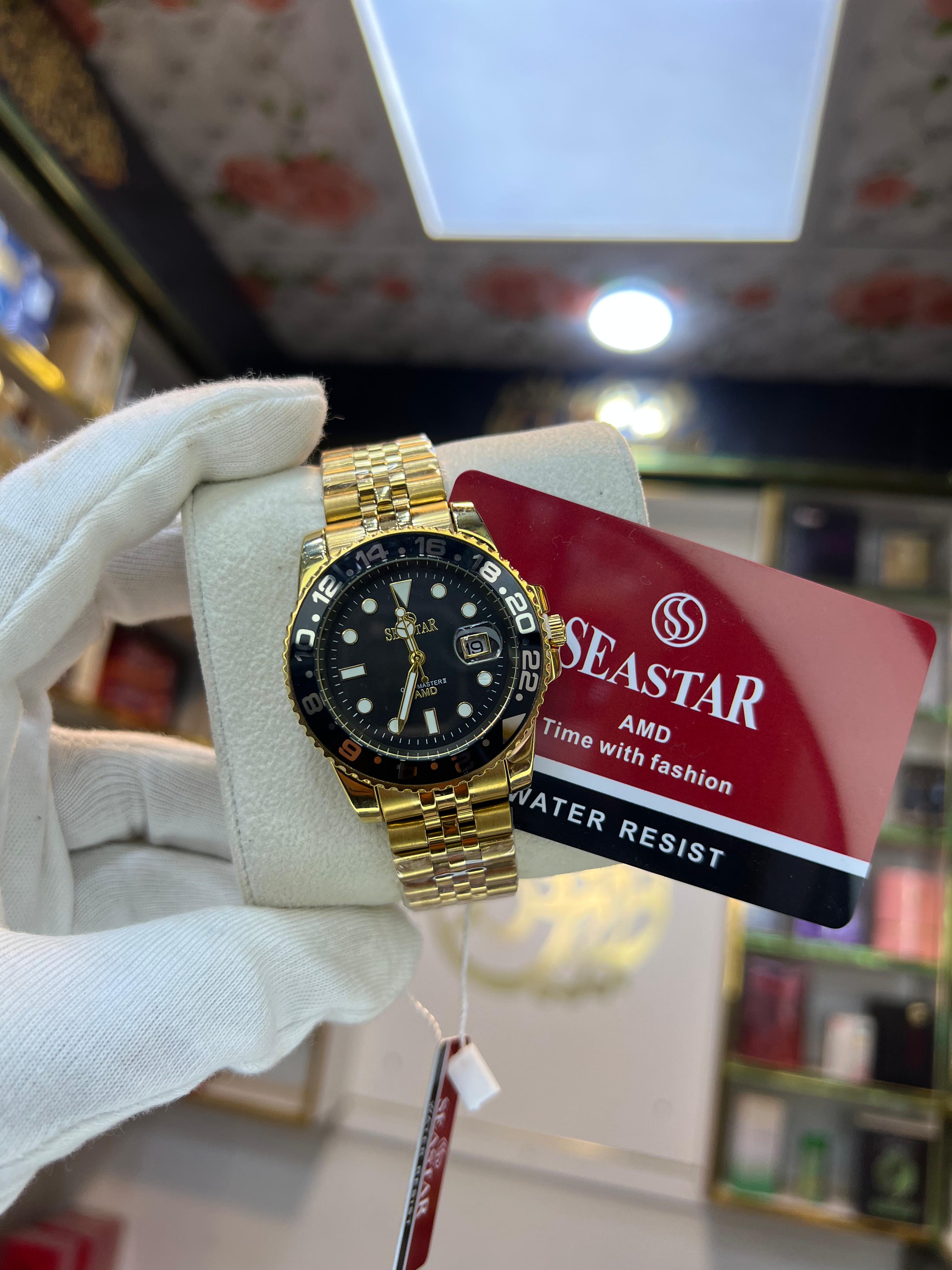 SEASTAR Noir Gold GMT diver watch