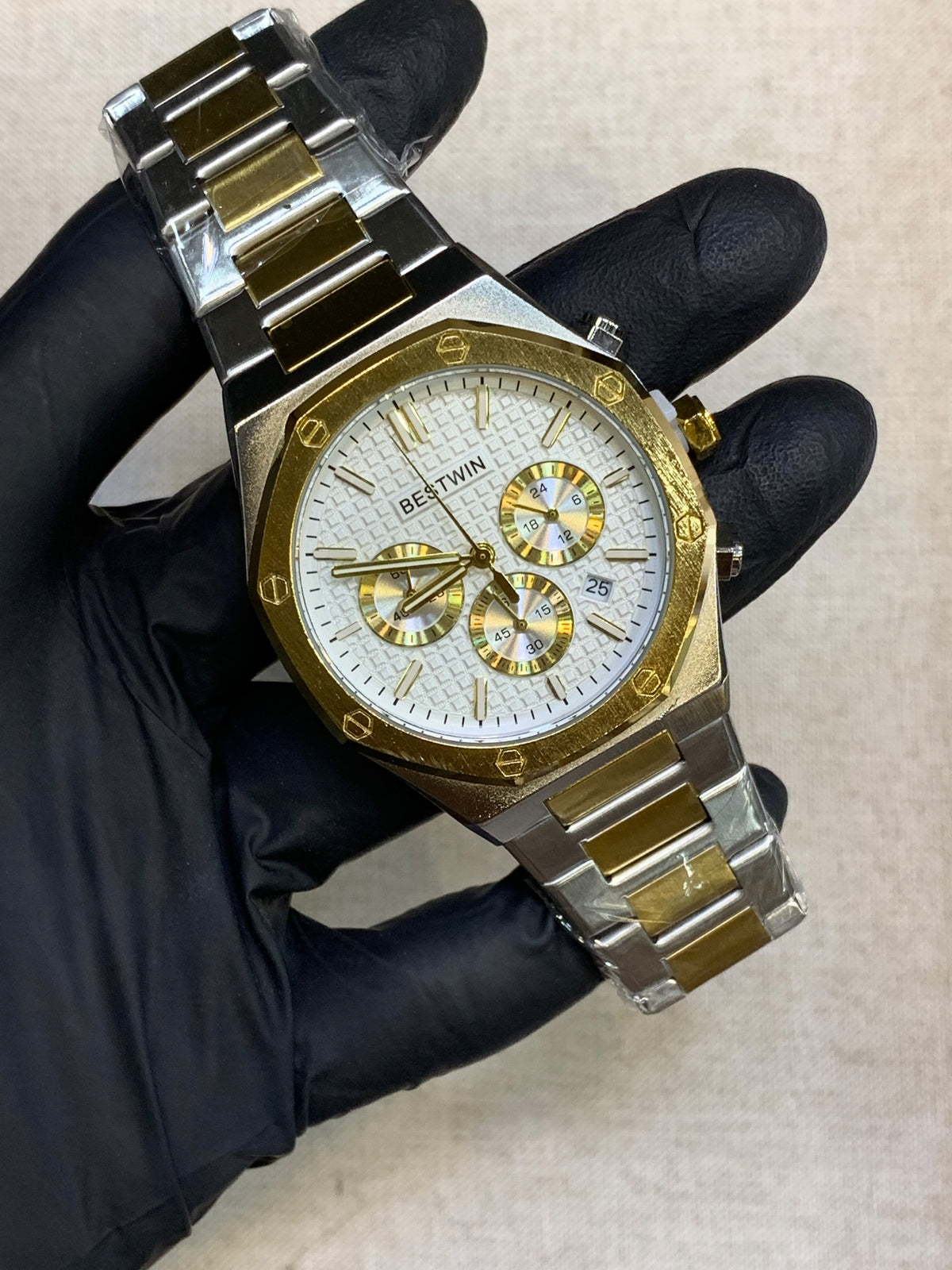 BESTWIN Master Lock Men's Watch